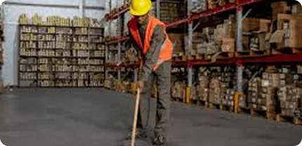 Warehouse Operations and Inventory Tracking - Warehouse10